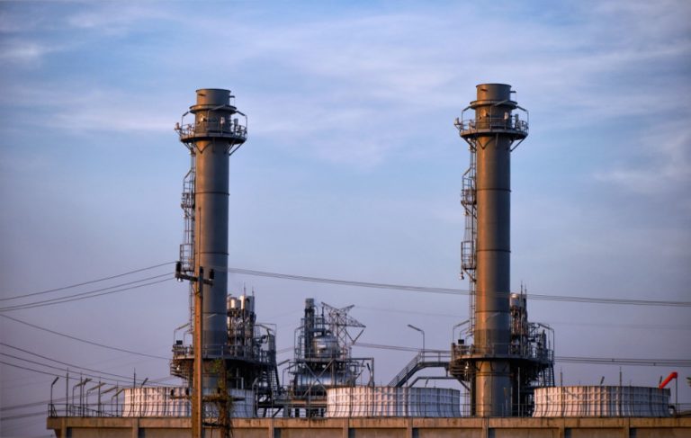 Компания ExxonMobil использует излишки природного газа для майнинга криптовалют